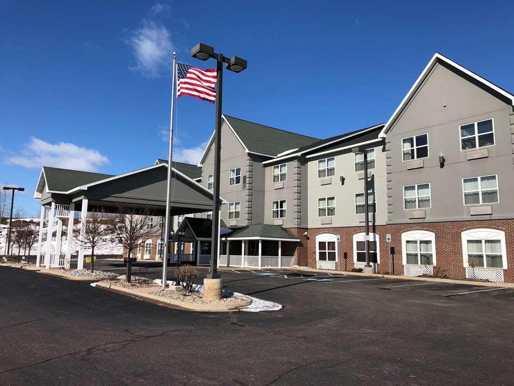 Americinn By Wyndham Iron Mountain Eksteriør billede