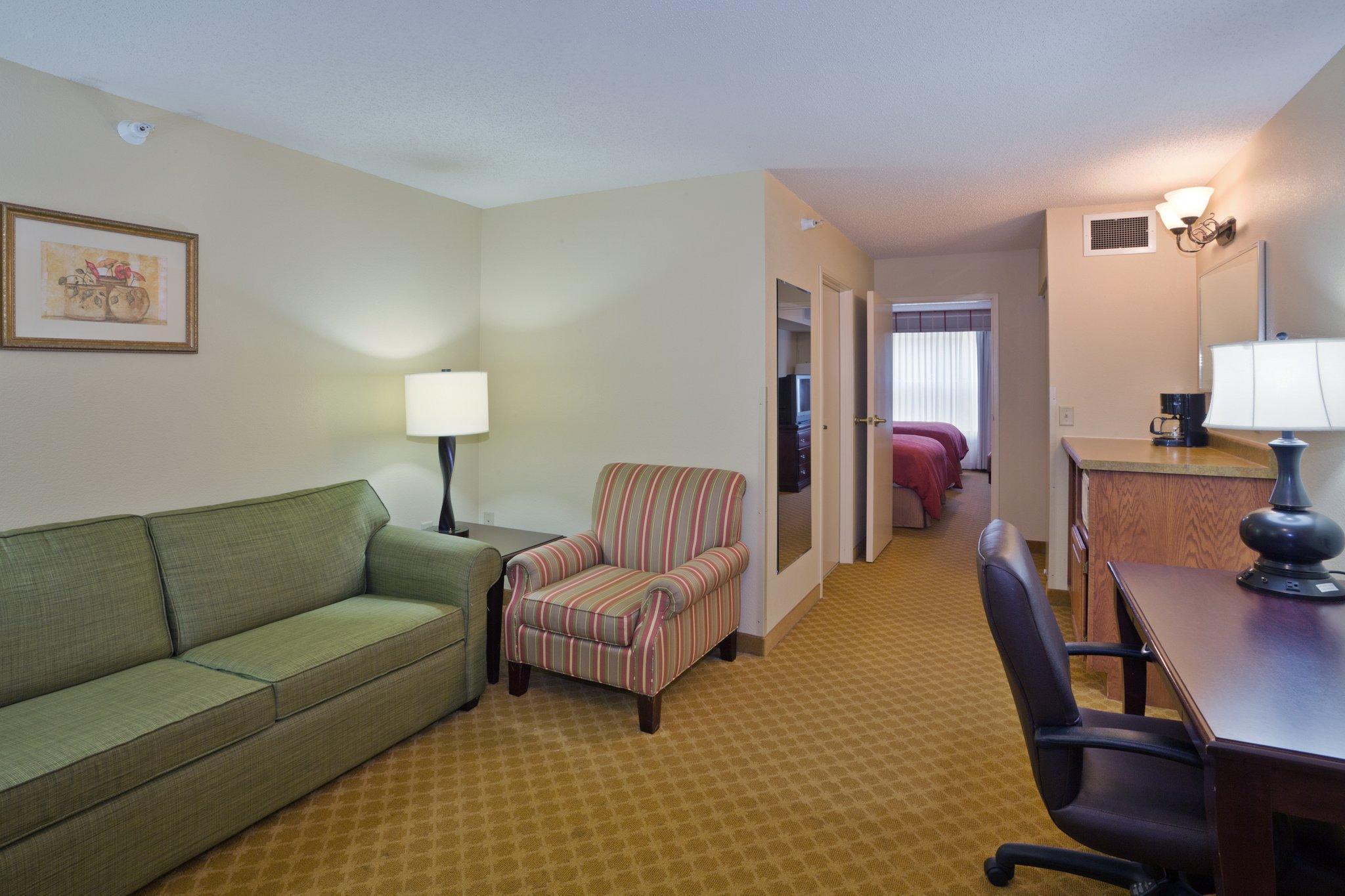 Americinn By Wyndham Iron Mountain Eksteriør billede